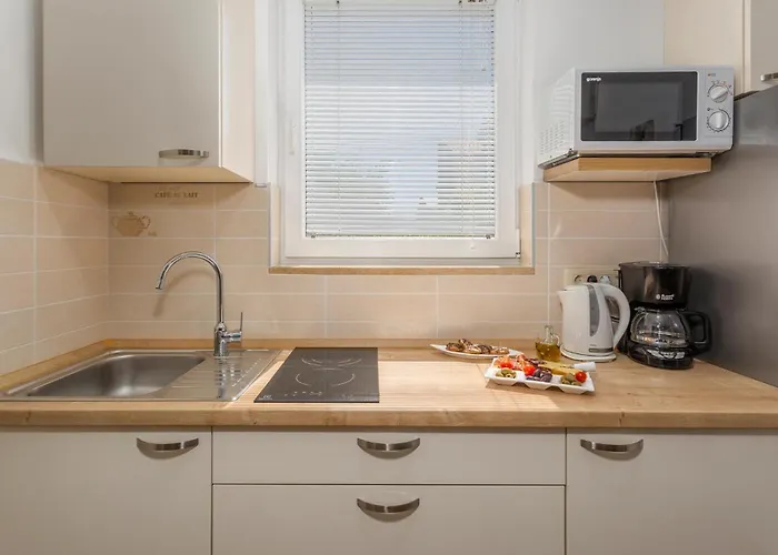 Beautiful In With Kitchen Vakantiehuis